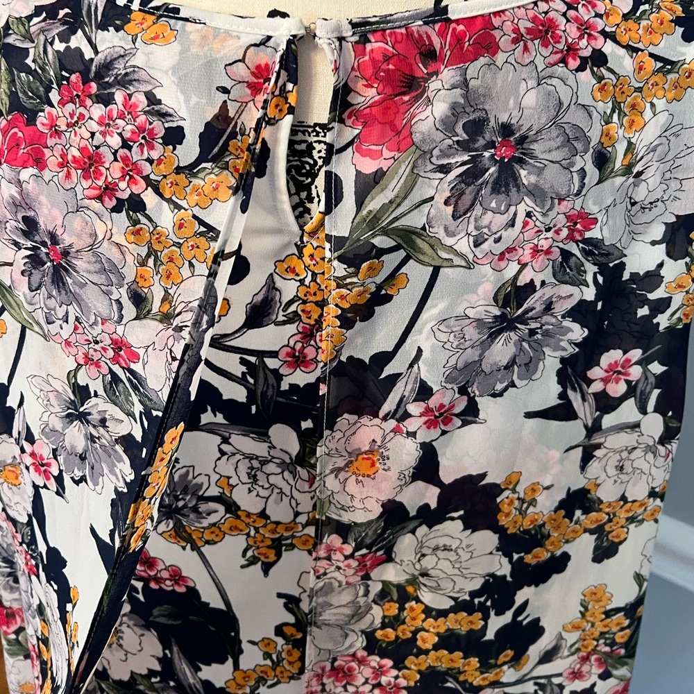 Floral Roz & Ali blouse - Picture 5 of 7